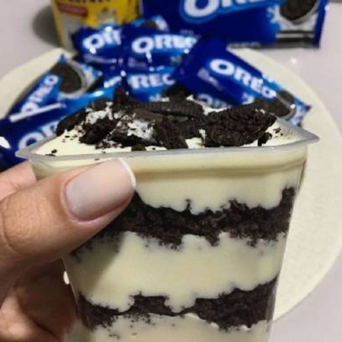 Moda Bolo no pote oreo cremoso ..