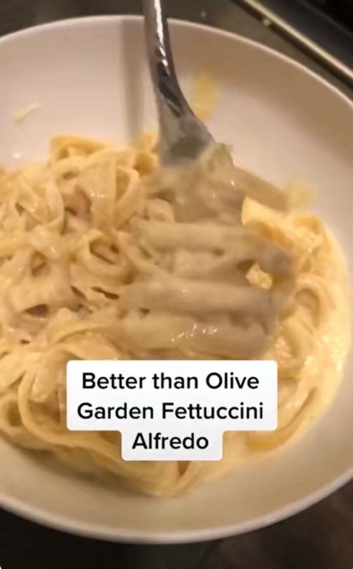 Moda Fettuccine Alfredo