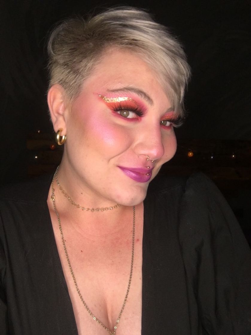 Social Makeup Pink