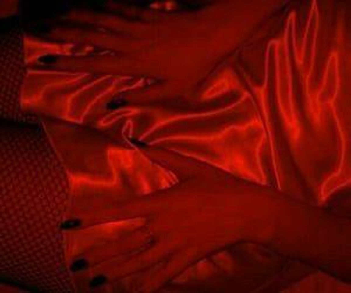 Social themes 🍒 •red