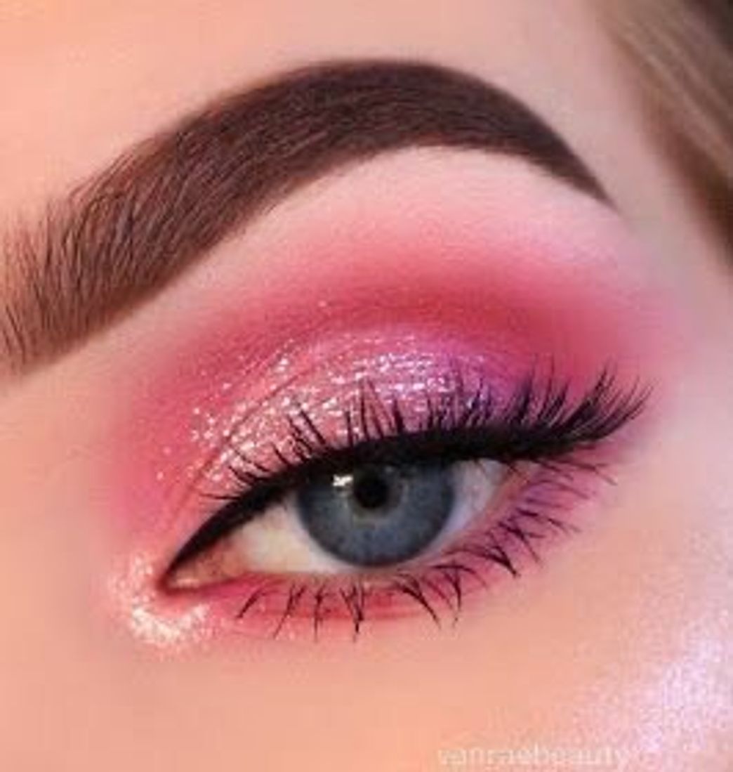 Moda Maquiagem rosa com glitter 