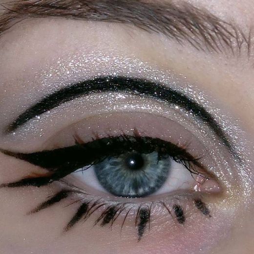 Shine inspiring makeup