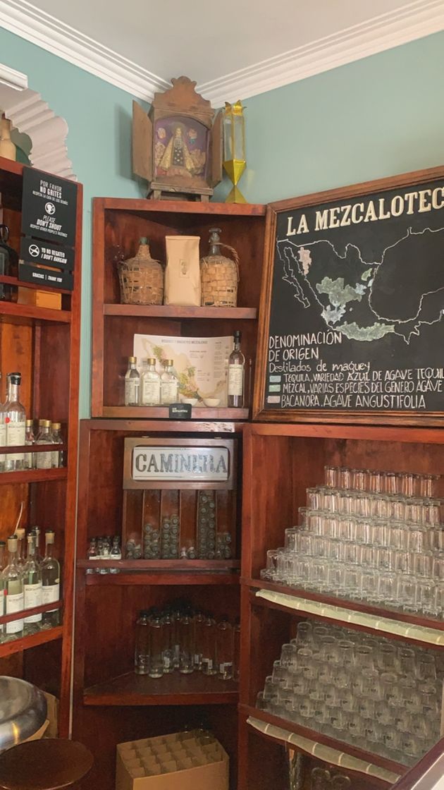 Restaurantes La Mezcaloteca