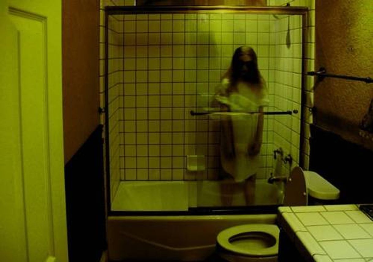 Social O banheiro assombrado (유령의 화장실)