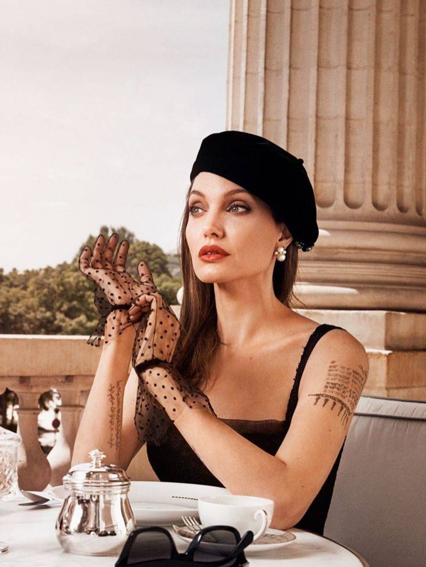 Moda 10. Angelina Jolie