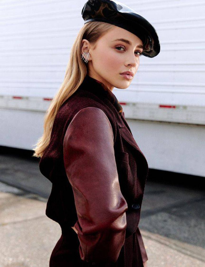 Moda 8. Josephine Langford 