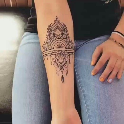 Tattoos girl 