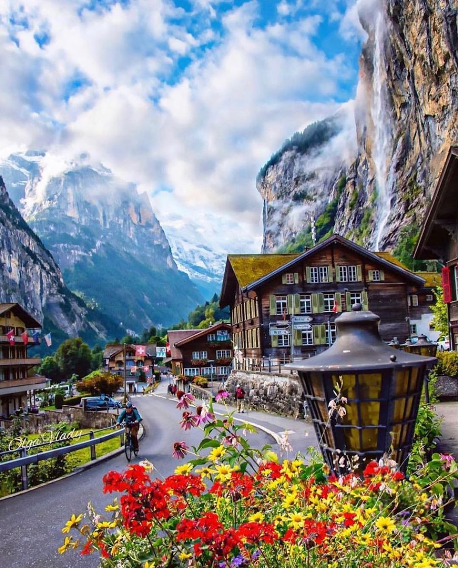 Place Suiza