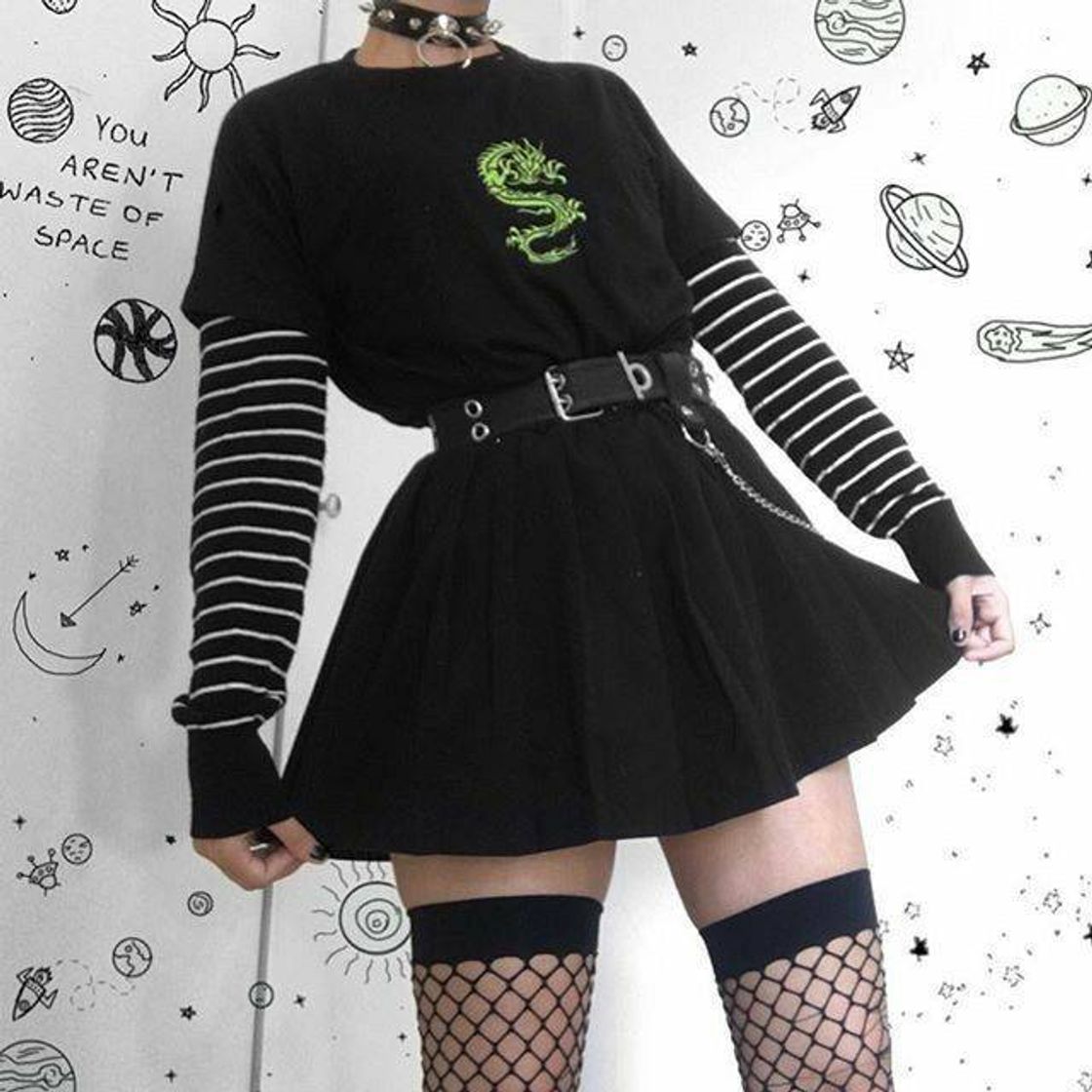 Moda D I C A S  D E  L O O K  E-GIRL 🕷️🖤