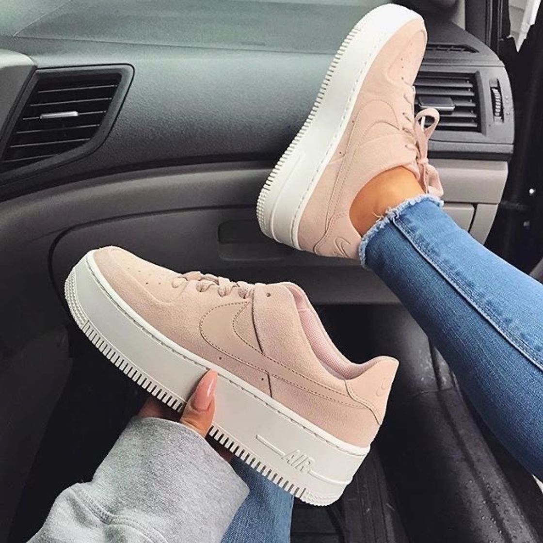Social Shoes 