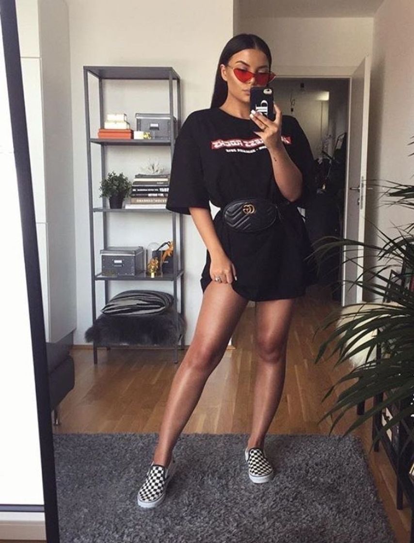 Social Outfit