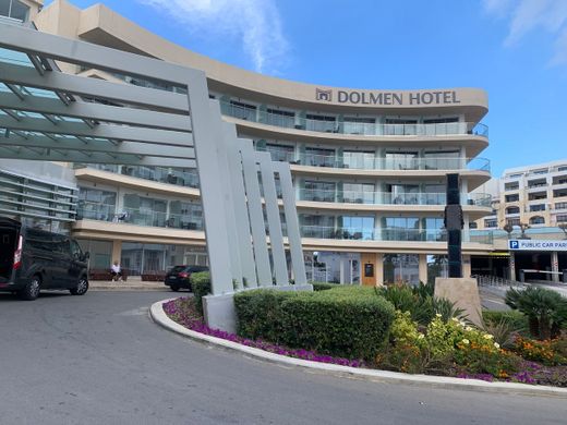 Dolmen Hotel Malta