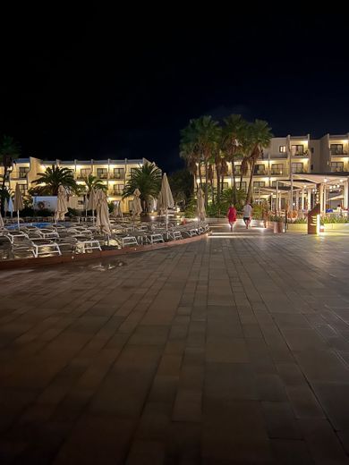 Grand Palladium White Sand Resort & Spa