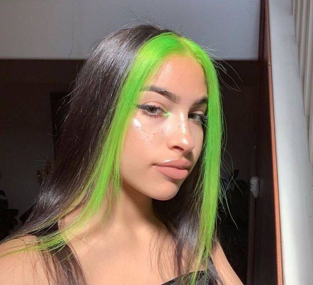 Social cabelo verde neon 