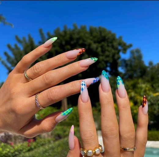 Nails da Kylie