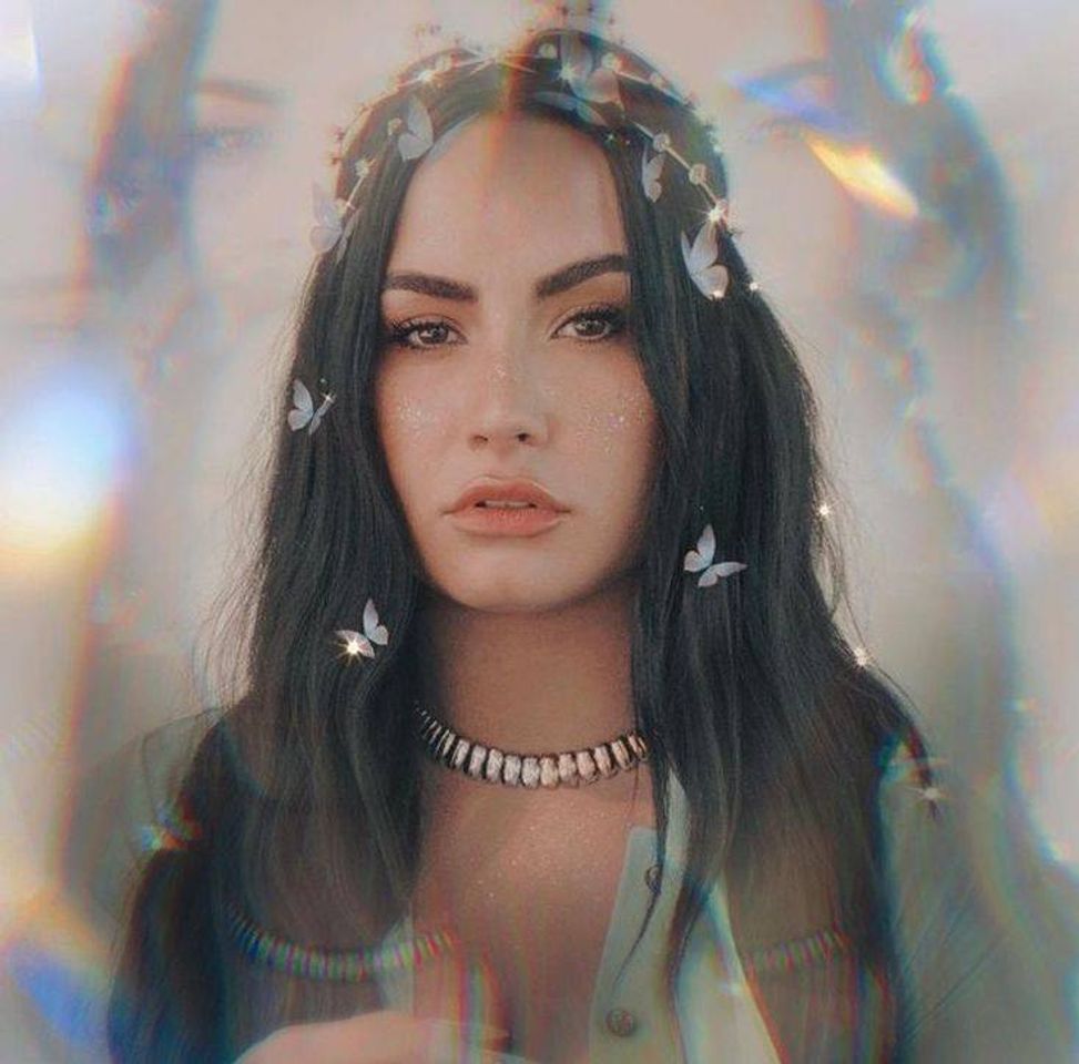 Fashion demi lovato icon 🦋