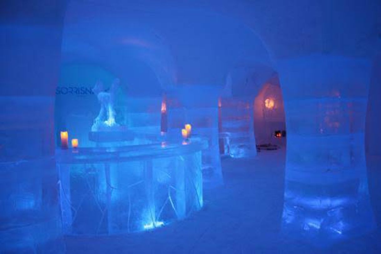 Places Alta Igloo Hotel