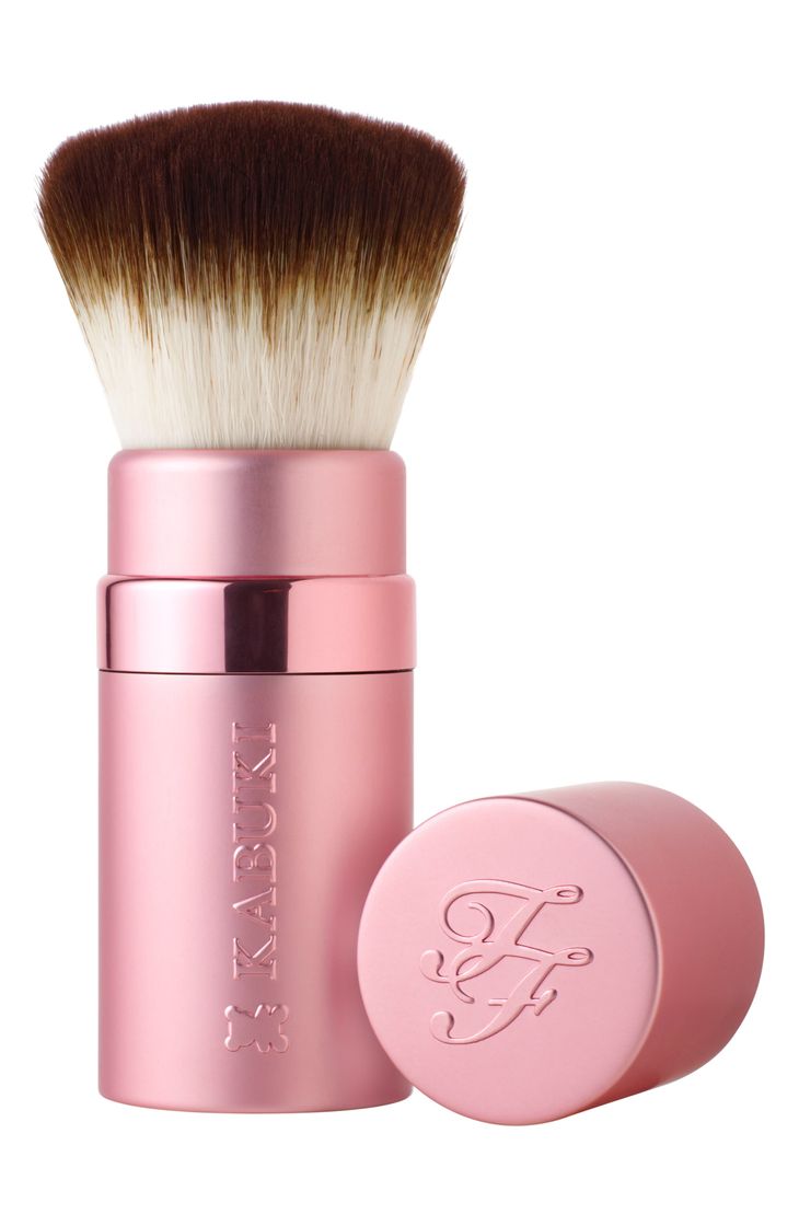 Social TOO FACED KABUKI BRUS 