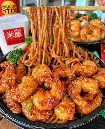 crispy shrimps and noodles