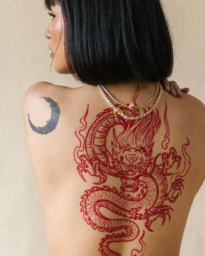 Tatto dragão vermelho