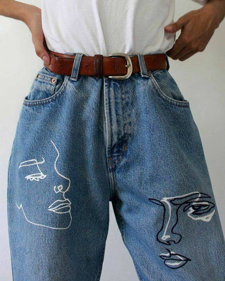 Moda customização em calça jeans 