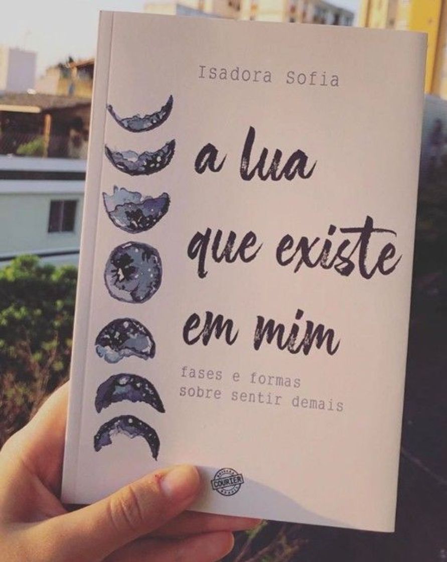 Fashion A lua que existe em mim (livro)