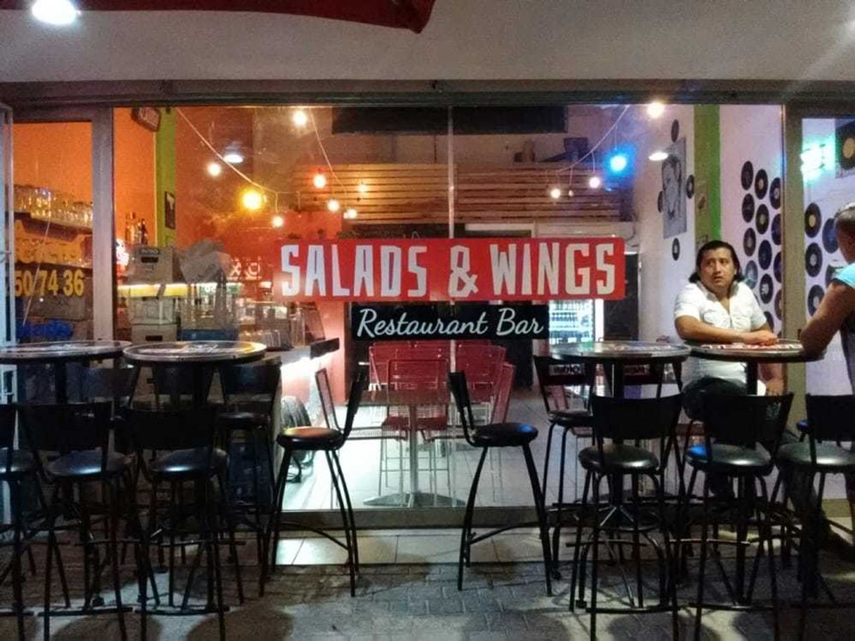 Restaurantes Salads&Wings