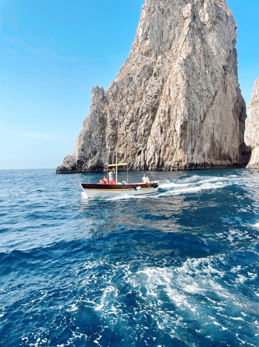 Place Faraglioni di Capri