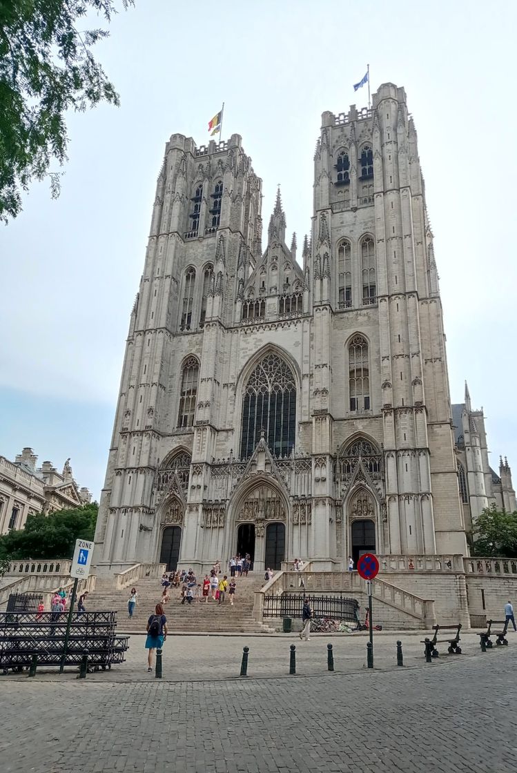 Lugar Catedral de San Miguel y Santa Gúdula de Bruselas