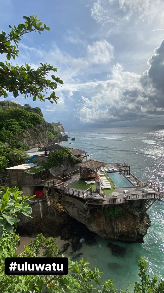 Lugar Uluwatu beach