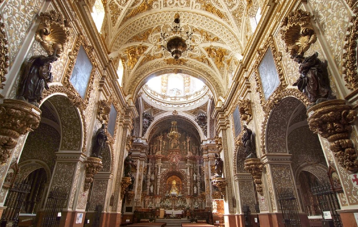 Places Iglesia De La Virgen De Las Angustias