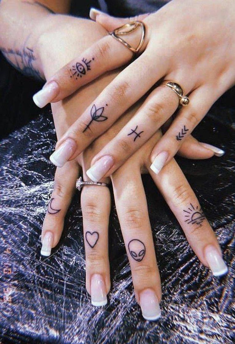 Moda Tatuagem feminina 🌠