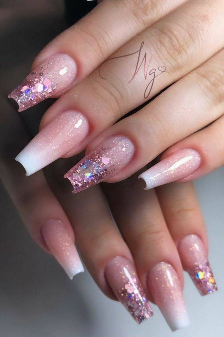 Moda Unhas bem delicadas 💕