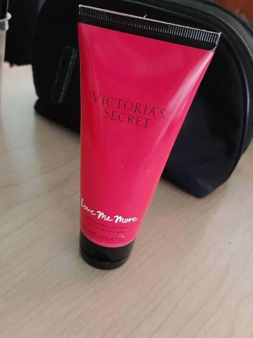 Fashion Victoria's Secret Love Me More Fragrance lotion