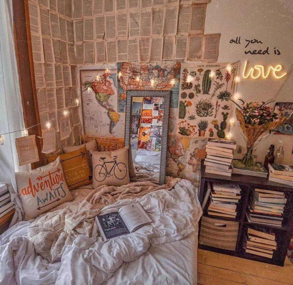 Moda Olha essa parede😍📚