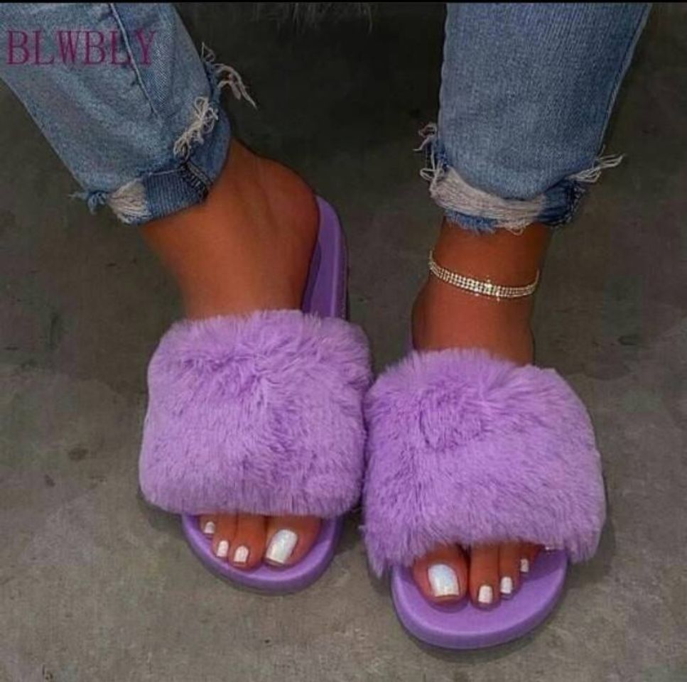 Moda Chinelo peludinho Lilas 💜