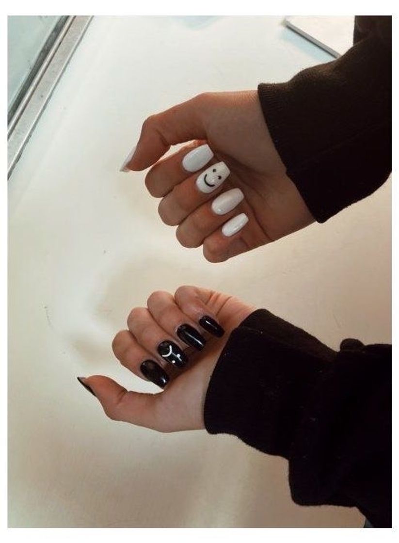 Fashion Happy nails 