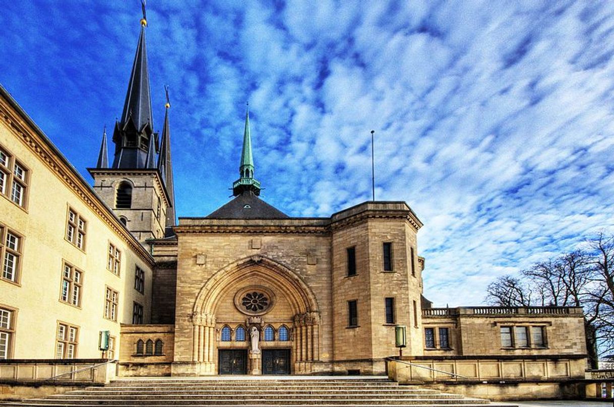 Lugar Catedral de Notre-Dame de Luxemburgo