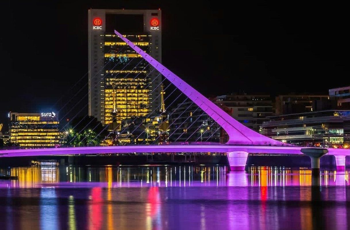 Place Puente de la Mujer