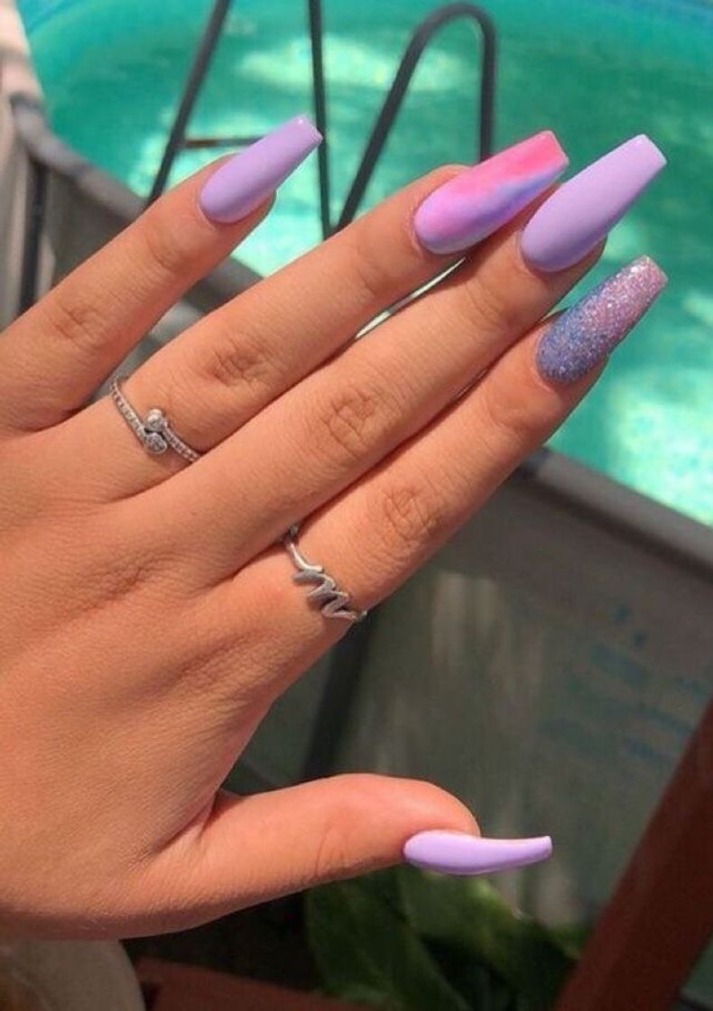 Moda Nails 💕💜✨