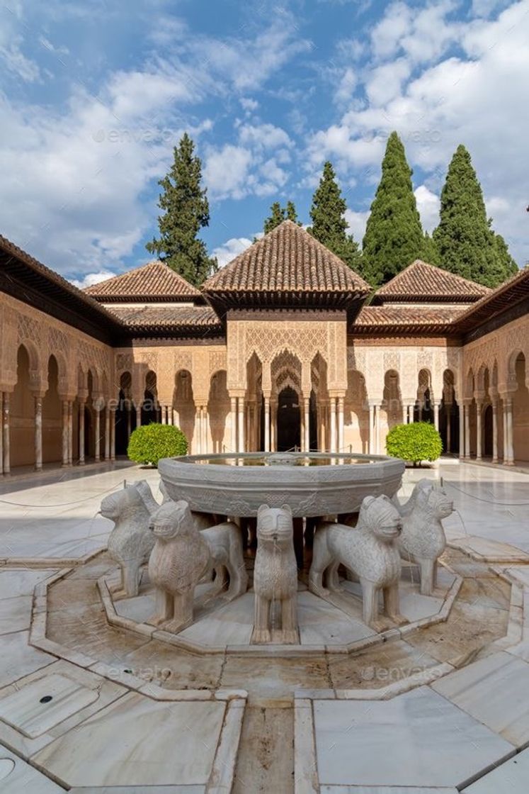 Place Alhambra