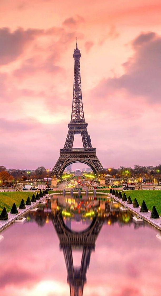 Place Torre Eiffel