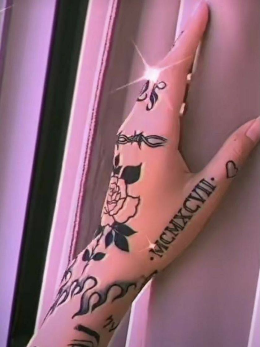 Tattoo, hand