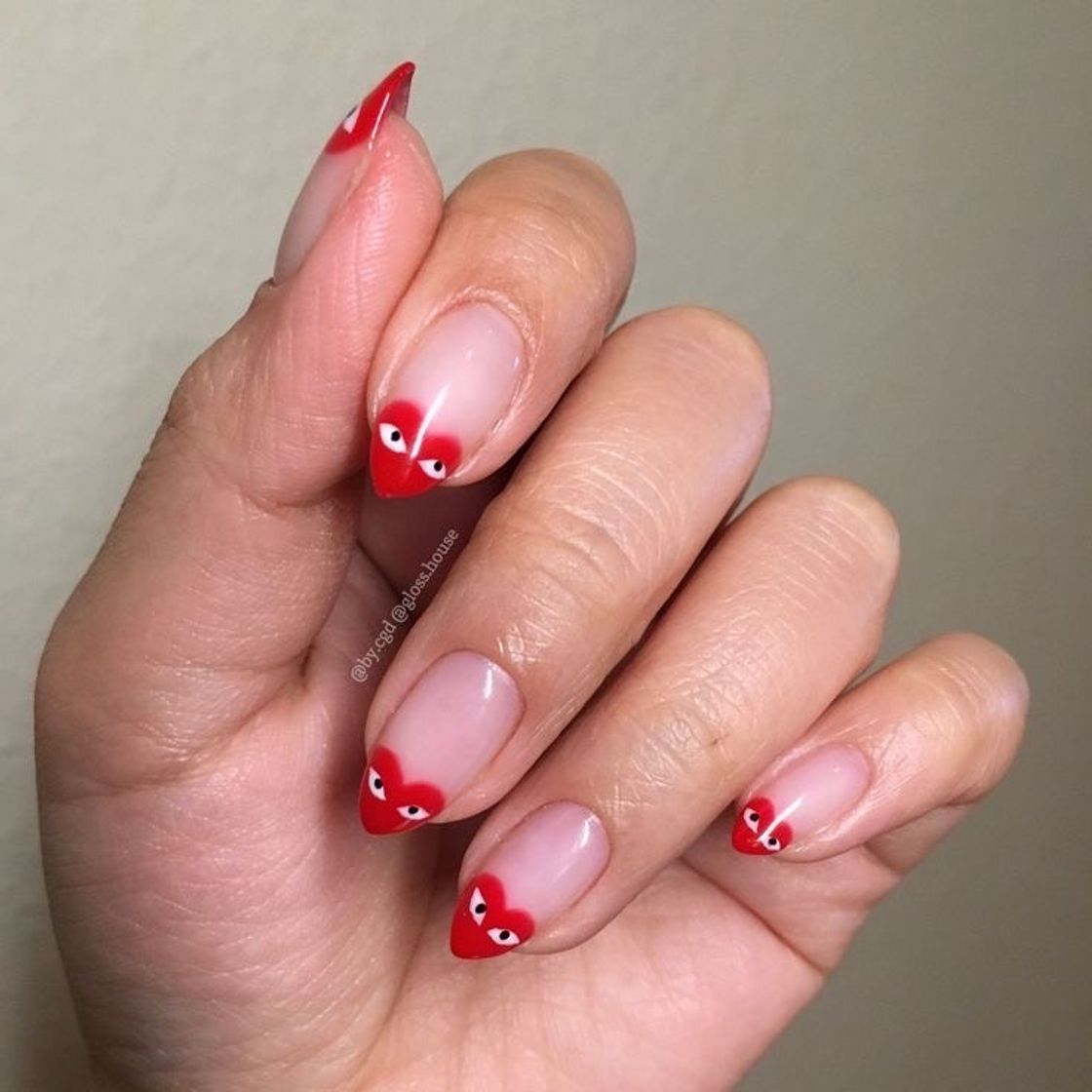 Moda Unhas de coração 