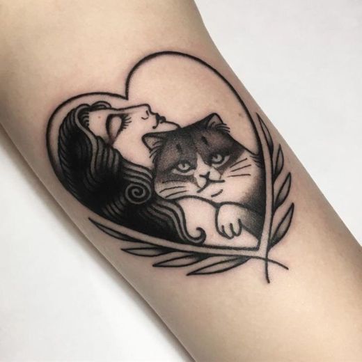 Tattoo gatinho
