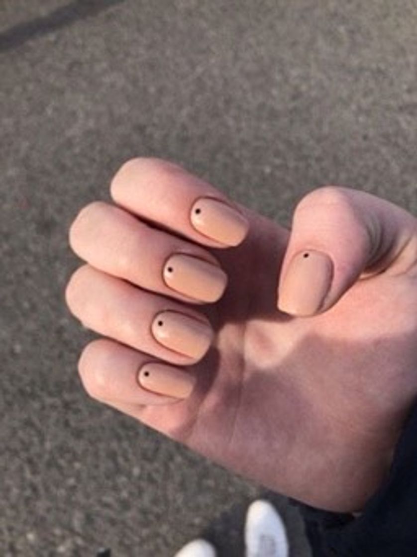 Moda Unha minimalista! 💅🏻