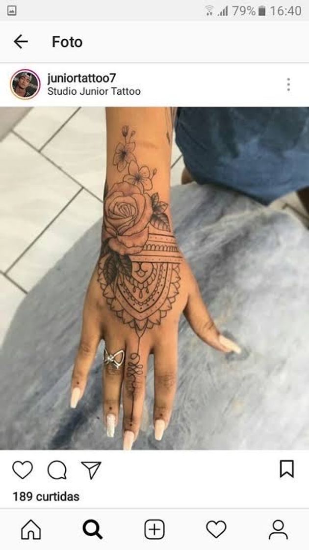 Fashion Tatto na mão 