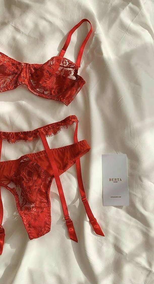 Moda Lingerie vermalha renda