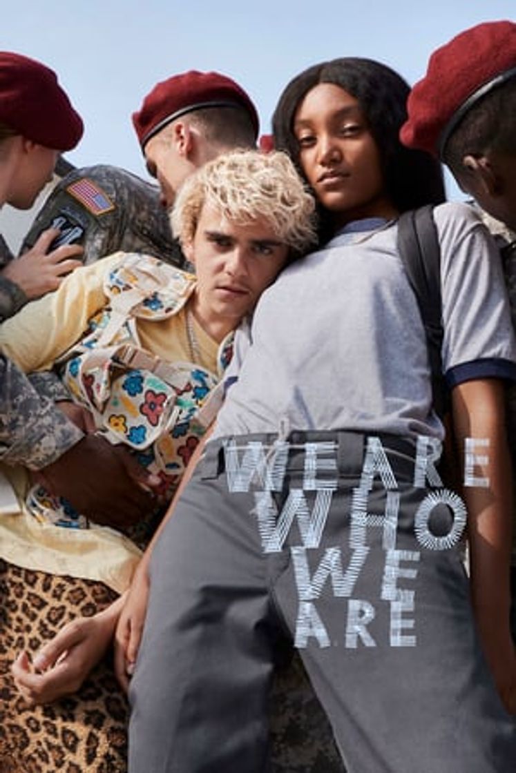 Serie We Are Who We Are