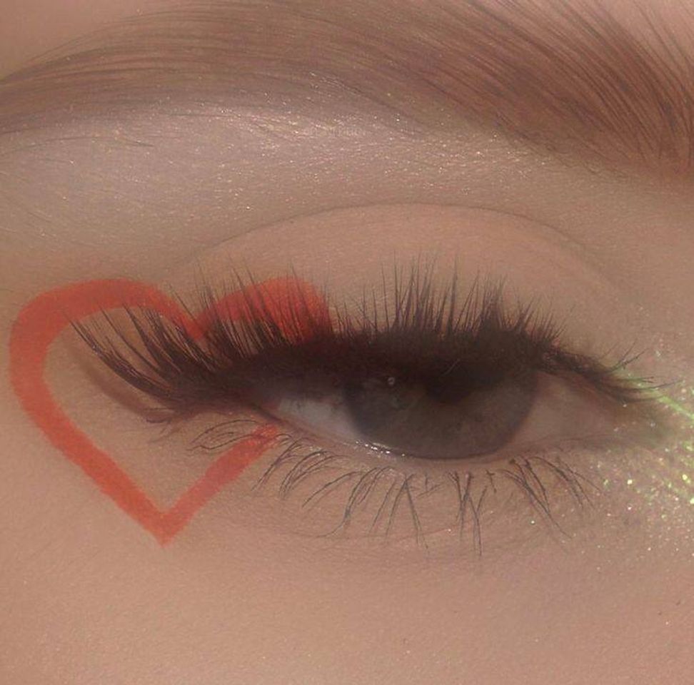 Fashion Make up Heart